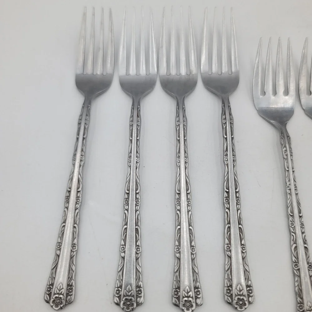 15pc Vintage Stainless Flatware Set Japan Floral Pattern UNF363 Forks Spoons